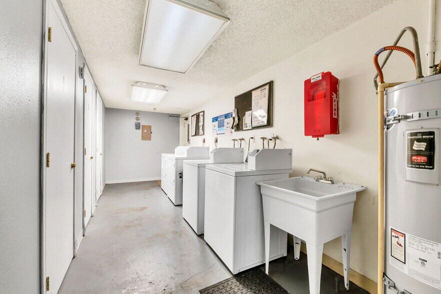 More Photos Of 14130 SW 105th Ave, Tigard Apartments For Sale