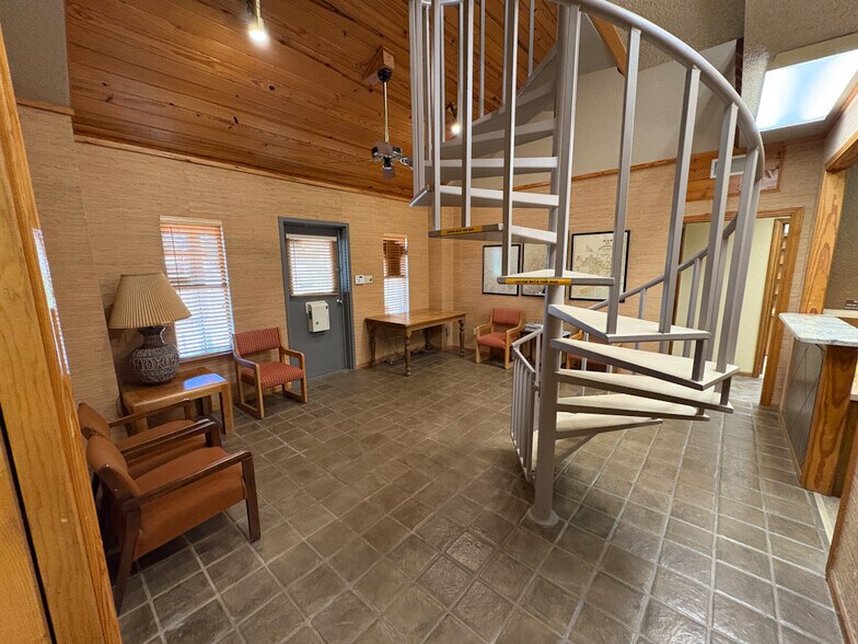 More Photos Of 12192 Tx-62, Orange Office Residential For Sale