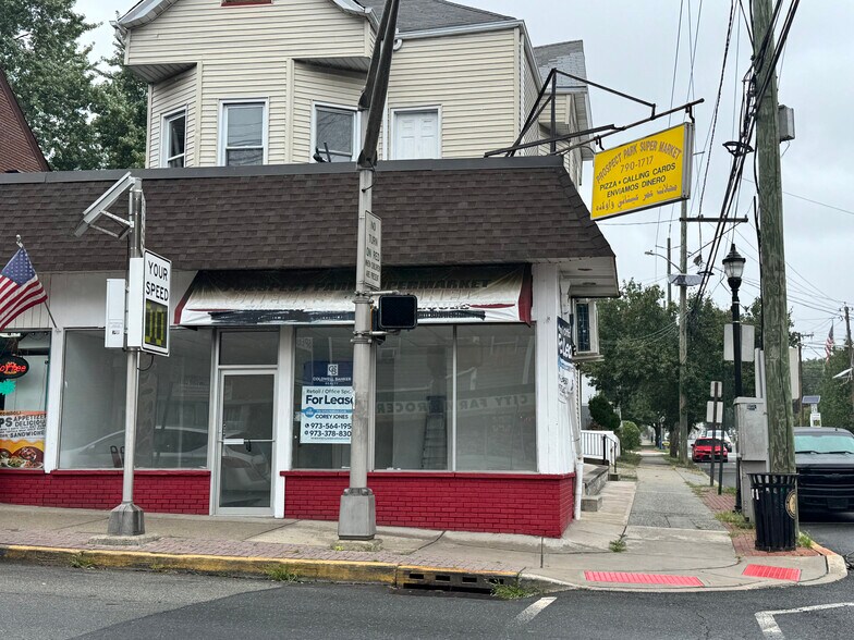 More Photos Of 291 N 8th St, Prospect Park Storefront Retail Residential For Lease