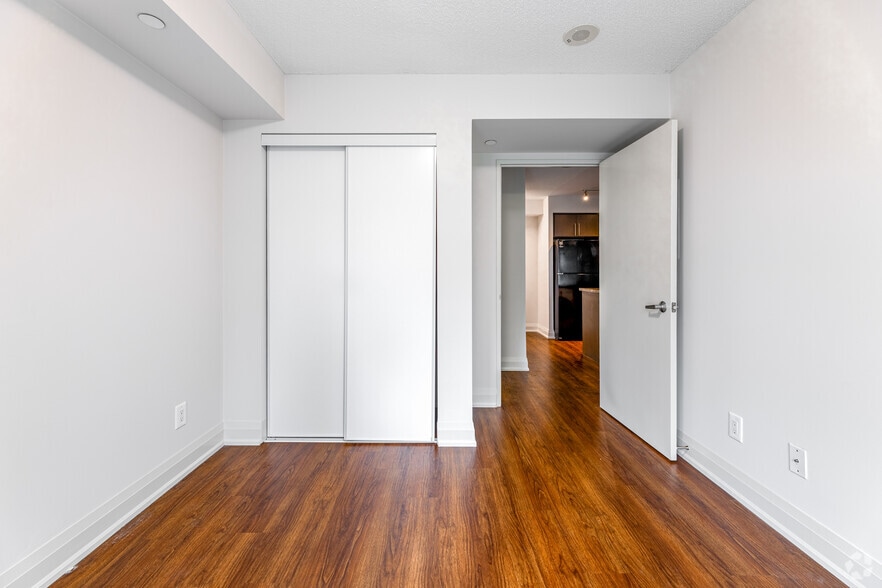 More Photos Of 614 Church St, Toronto Apartments For Lease