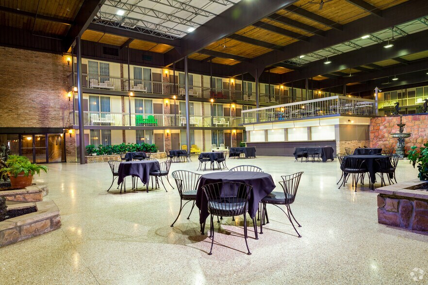 More Photos Of 3377 New Castle Rd, West Middlesex Hotel For Sale