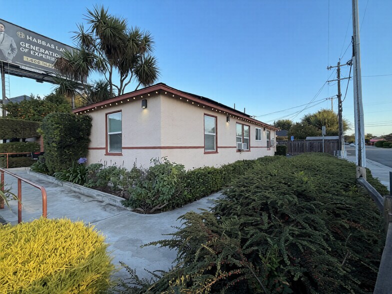 More Photos Of 2498 Stevens Creek Blvd, San Jose Medical For Sale