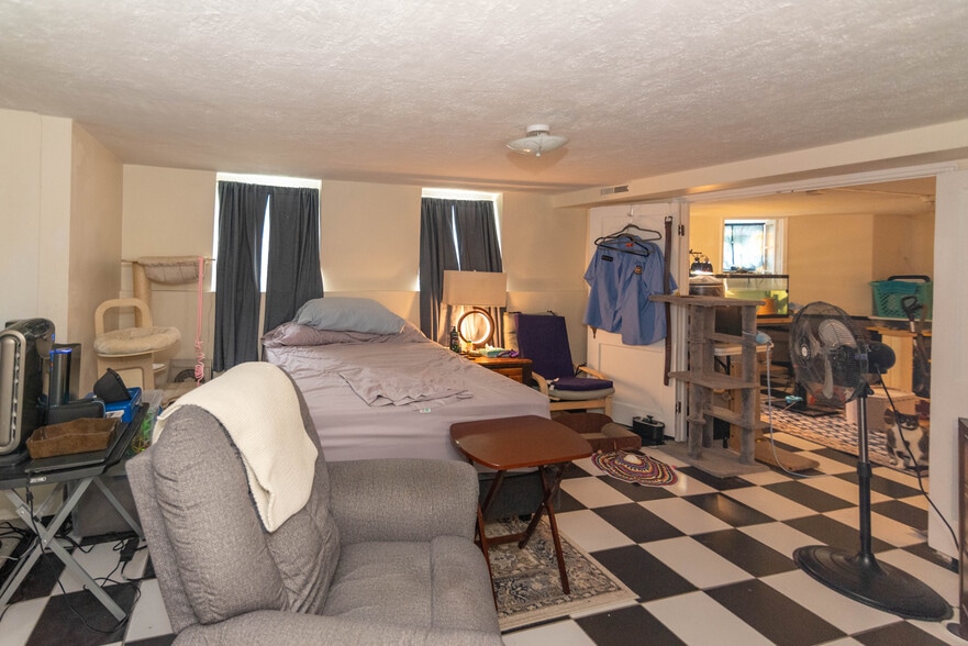 More Photos Of 6408 Brook Ave, Baltimore Apartments For Sale