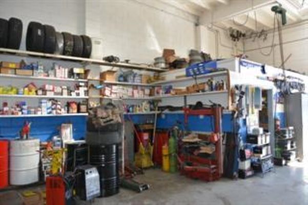 More Photos Of 1041 San Mateo Ave, San Bruno Service For Lease