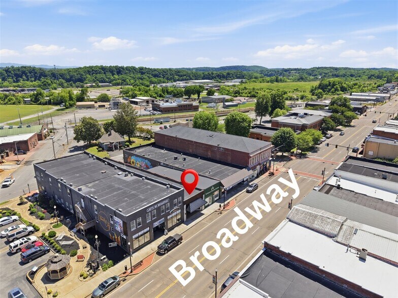 More Photos Of 110 E Broadway St, Lenoir City Storefront Retail Office For Sale