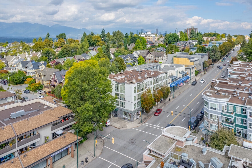 More Photos Of 2665-2695 W 4th Ave, Vancouver Storefront Retail Office For Lease
