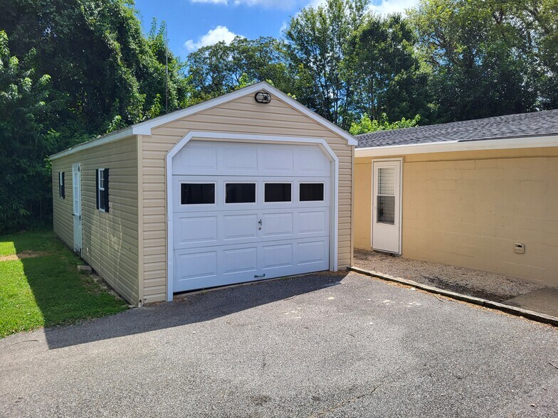 More Photos Of 320 Glebe Rd, Easton Office For Sale