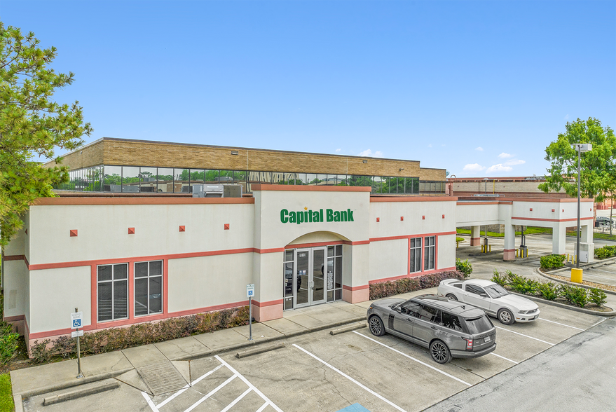 More Photos Of 16811 El Camino Real, Houston Unknown For Lease