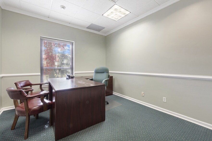 More Photos Of 188 E Bergen Pl, Red Bank Office For Sale