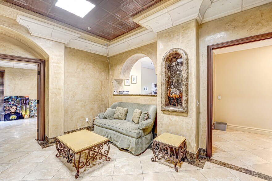 More Photos Of 28047 Dorothy Dr, Agoura Hills Office For Sale