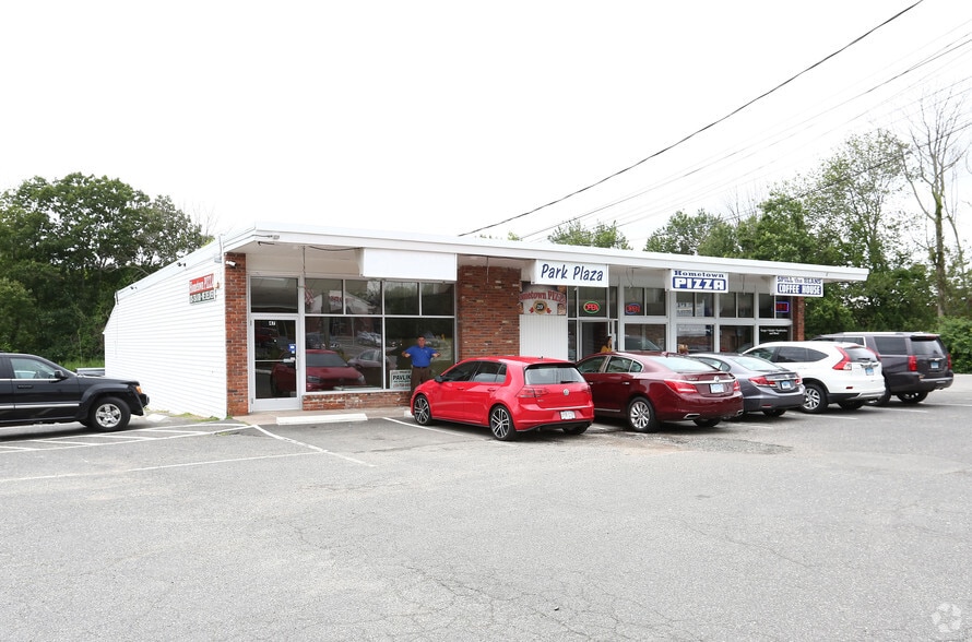 More Photos Of 49 Waterbury Rd, Prospect Storefront For Sale