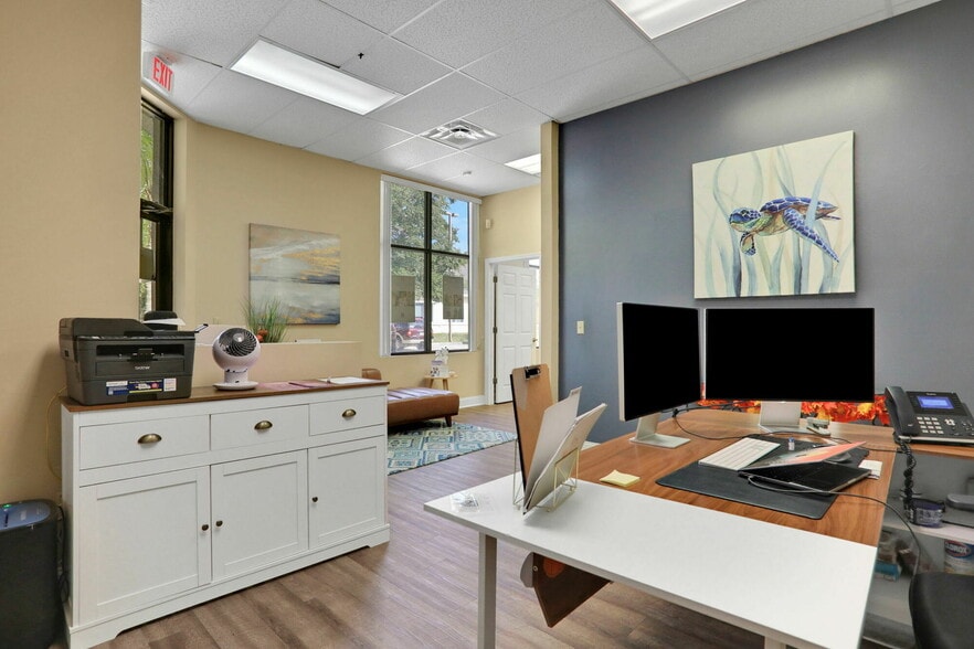 More Photos Of 12428 San Jose Blvd, Jacksonville Office For Sale