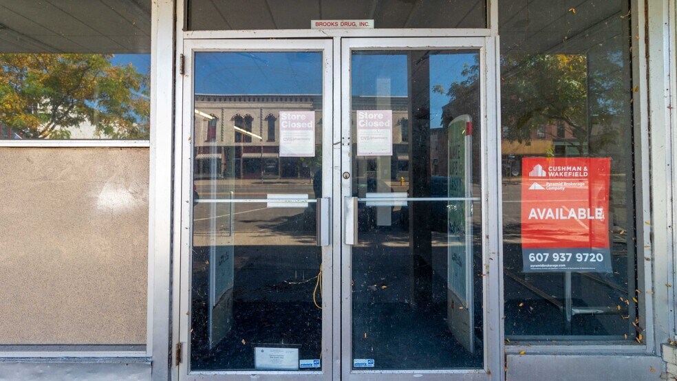 More Photos Of 36 Liberty St, Bath Storefront Retail Office For Sale