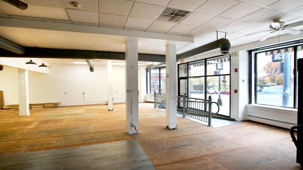 More Photos Of 50 John Eliot Sq, Roxbury Apartments For Lease