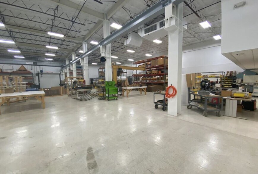 More Photos Of 1800 NW 69th Ave, Plantation Light Distribution For Lease