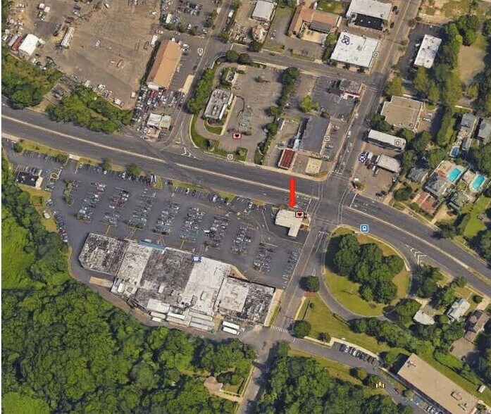 More Photos Of 1 Bayshore Plz, Atlantic Highlands Bank For Lease