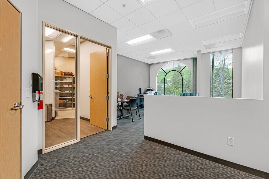 More Photos Of 41111 Mission Blvd, Fremont Office For Lease