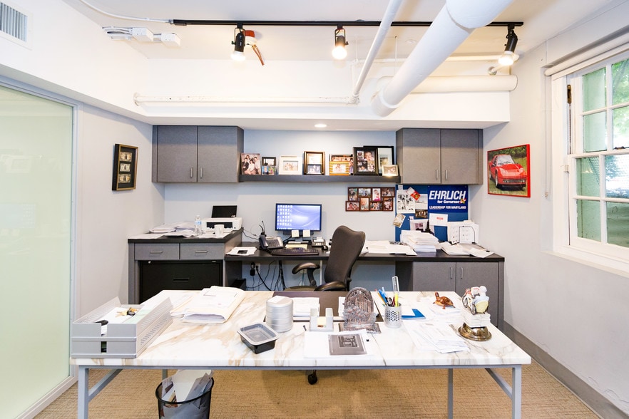 More Photos Of 3401 Greenway, Baltimore Apartments For Sale