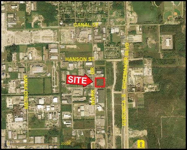 More Photos Of 3550 Work Dr, Fort Myers Showroom For Lease