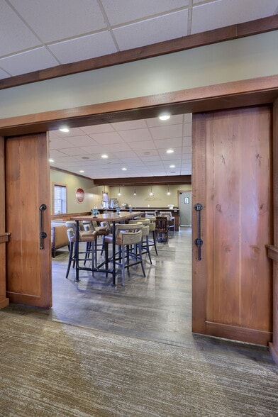 More Photos Of 3610 Newport rd, Intercourse Specialty For Lease