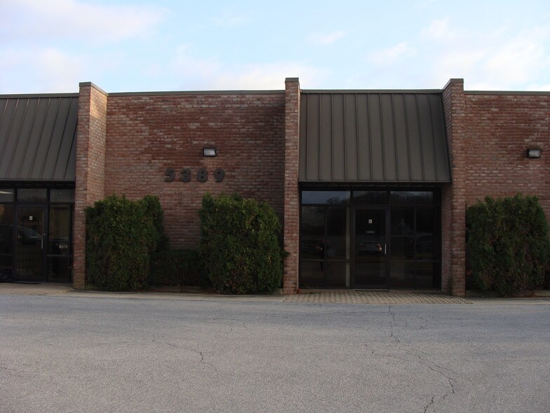 More Photos Of 5389 Enterprise St, Eldersburg Flex For Lease