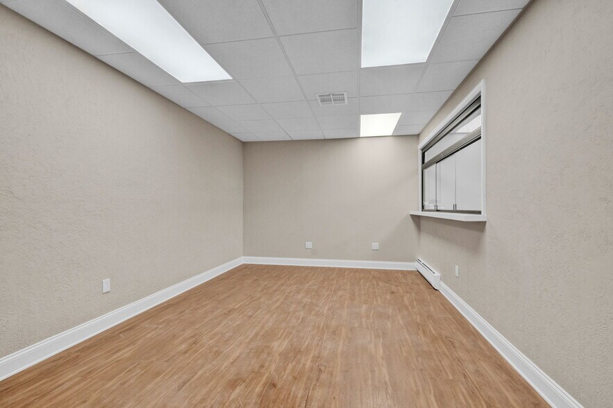 More Photos Of 215 Old Tappan Rd, Old Tappan Medical For Lease