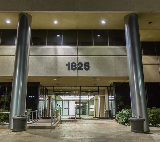 More Photos Of 1825 Market Center Blvd, Dallas Office For Lease