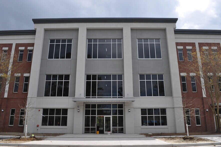 More Photos Of 1200 Innovation Way, Mount Pleasant Medical For Lease