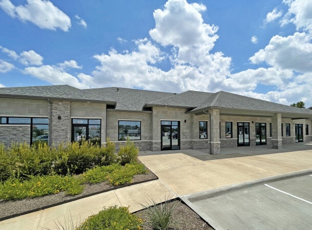 Primary Photo Of 1890 N Stonebridge Dr, McKinney Medical For Sale