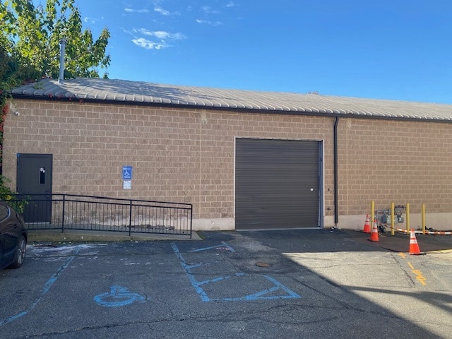 Primary Photo Of 10 Clifton Blvd, Clifton Warehouse For Lease