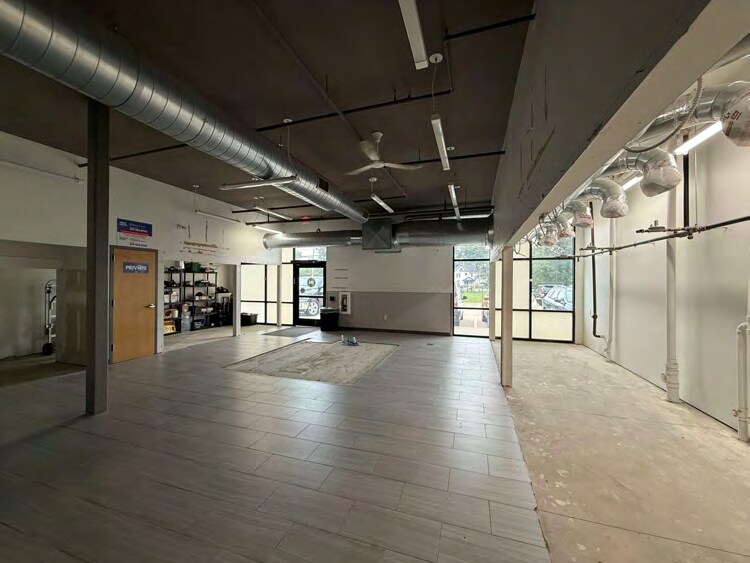 More Photos Of 1420 1st Ave NE, Cedar Rapids Apartments For Lease