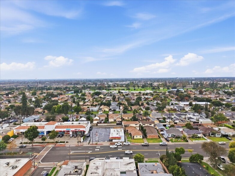 More Photos Of 11919 Garfield Ave, South Gate Restaurant For Sale