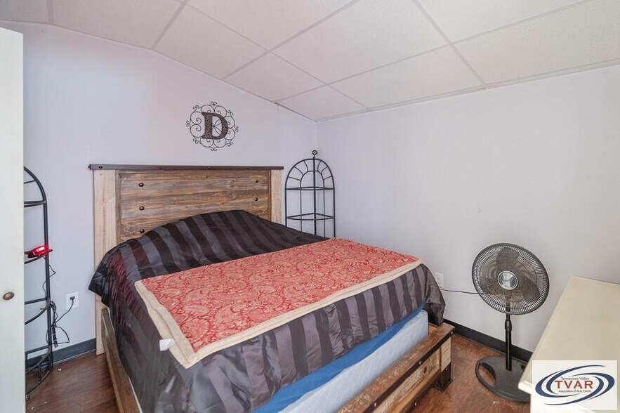 More Photos Of 9100 Highway 70, Cedar Grove Auto Repair For Sale