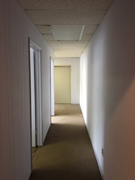 More Photos Of 115-117 Patterson St, Hillsdale Warehouse For Lease