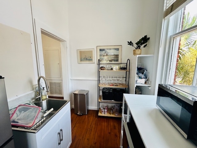 More Photos Of 301 Centre St, Fernandina Beach Storefront Retail Office For Lease