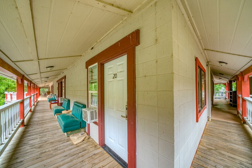 More Photos Of 14785 Belden Town rd, Belden Hotel For Sale