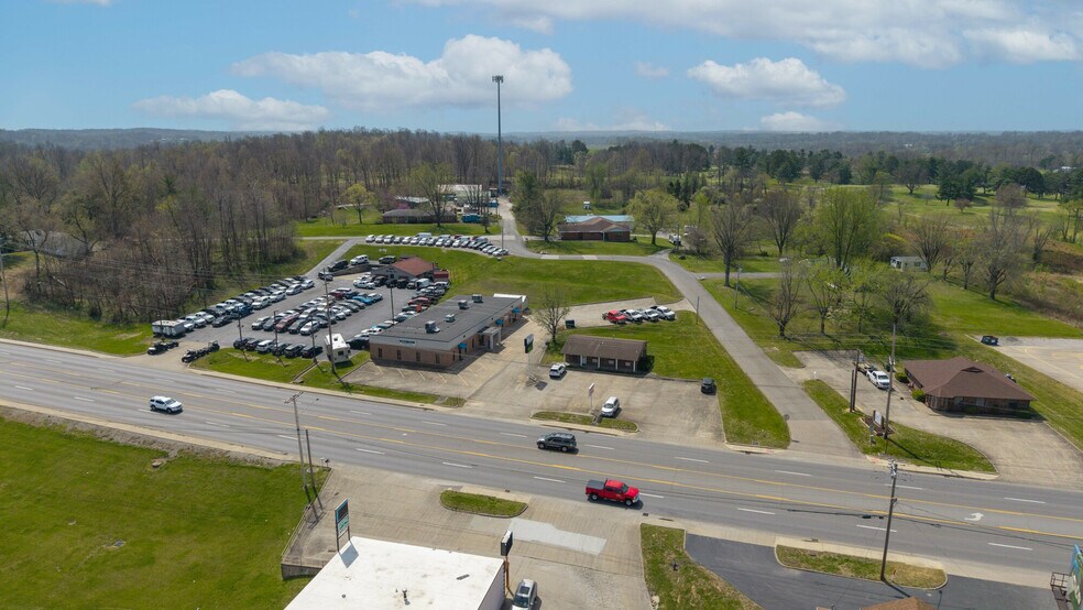 More Photos Of 2737 E Jackson Blvd, Jackson Medical For Lease