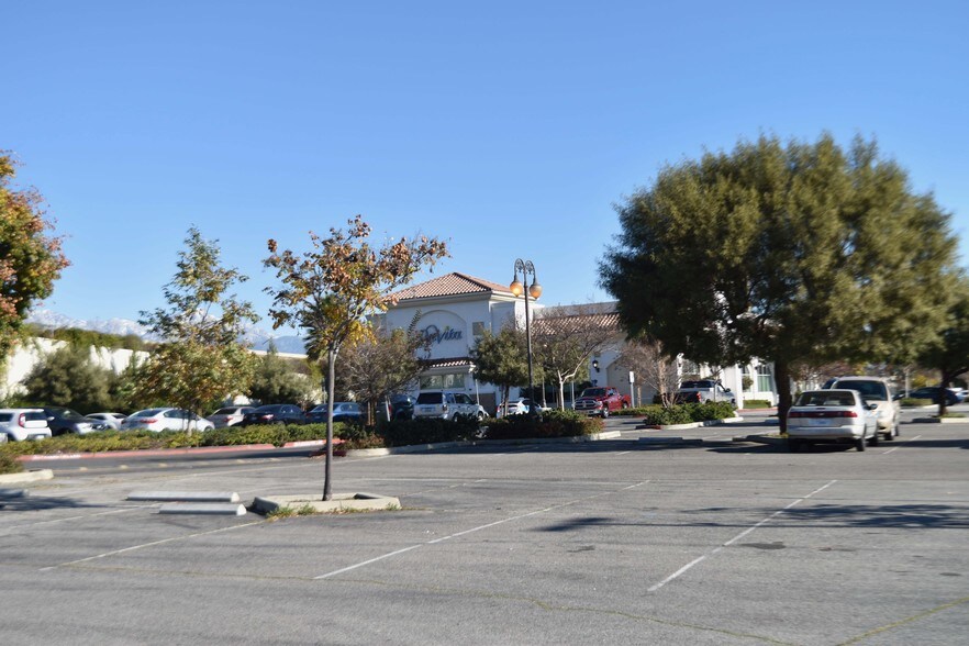 More Photos Of 2707-2735 S Towne Ave, Pomona Unknown For Lease
