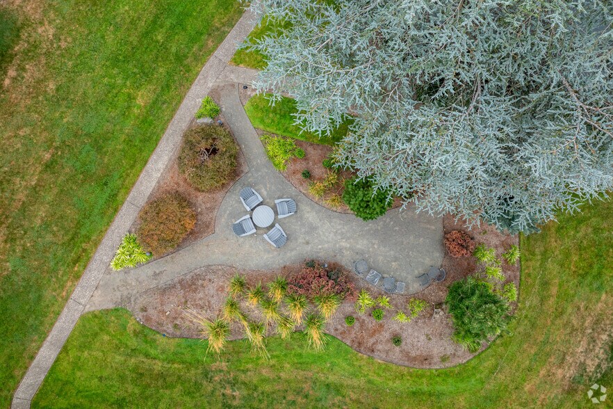 More Photos Of 9550 SW Washington Dr, Portland Apartments For Sale
