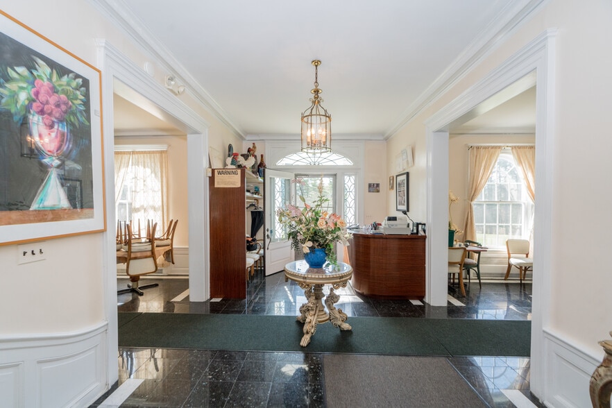 More Photos Of 2255 Ballston Ave, Saratoga Springs Restaurant For Sale