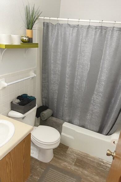 More Photos Of 105 Sunnyslope Rd, Morris Apartments For Sale