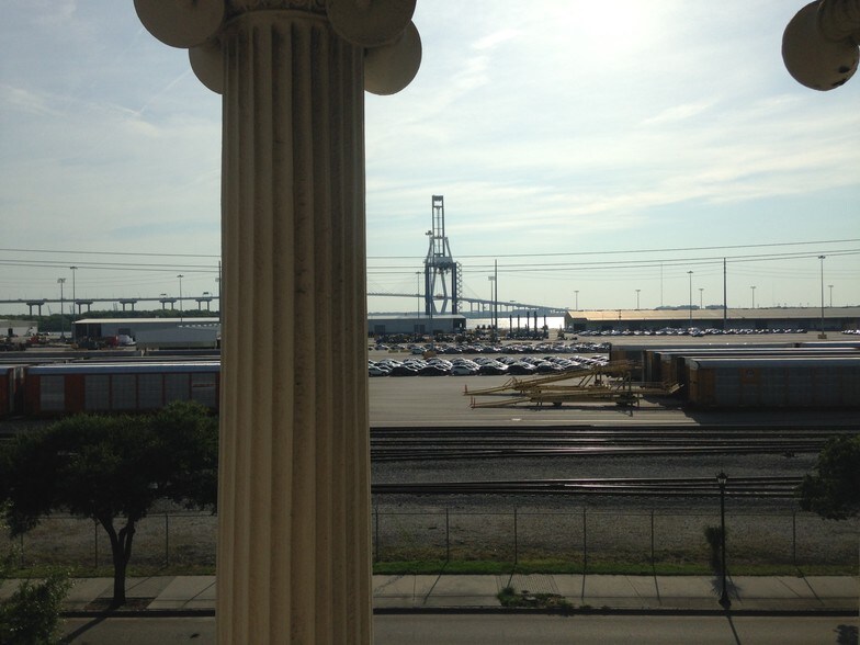 More Photos Of 635 E Bay St, Charleston Office Residential For Lease