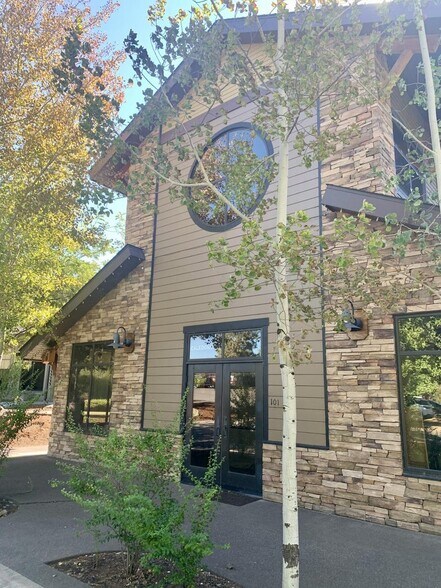 More Photos Of 5416 Running Y Rd, Klamath Falls Freestanding For Sale