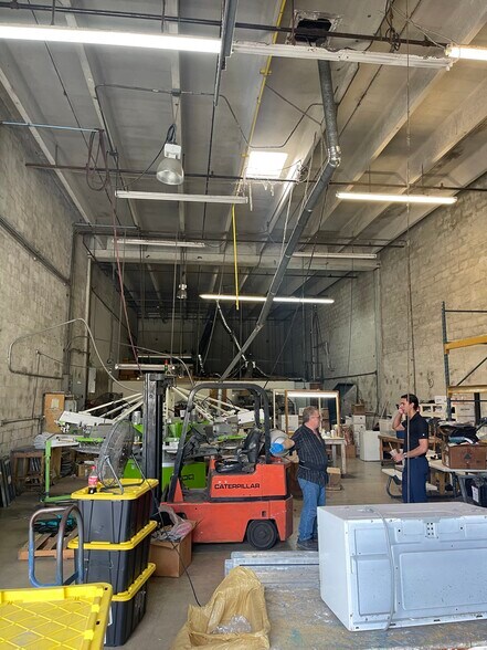 More Photos Of 5512 NW 161st St, Miami Lakes Warehouse For Lease