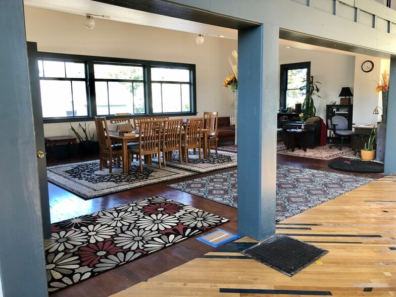 More Photos Of 7809 NE Everett St, Portland Religious Facility For Sale