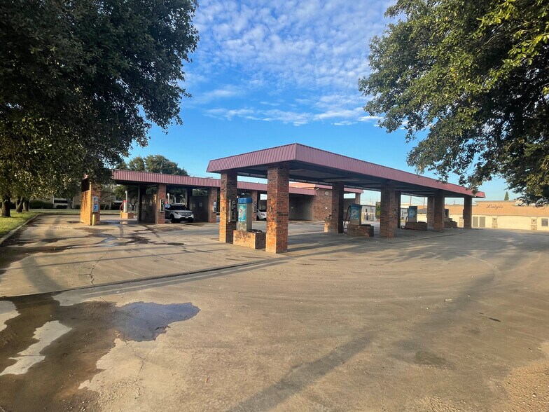 More Photos Of 1101 Yellow Jacket Ln, Rockwall Carwash For Sale