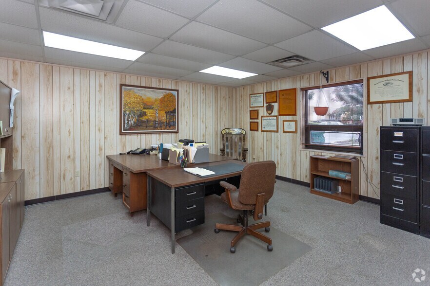 More Photos Of 365 Central Ave, Bohemia Warehouse For Sale