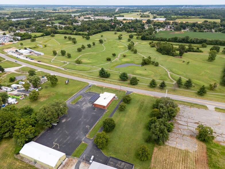 More Photos Of 3500 Kingshighway, East Saint Louis Golf Course Driving Range For Sale