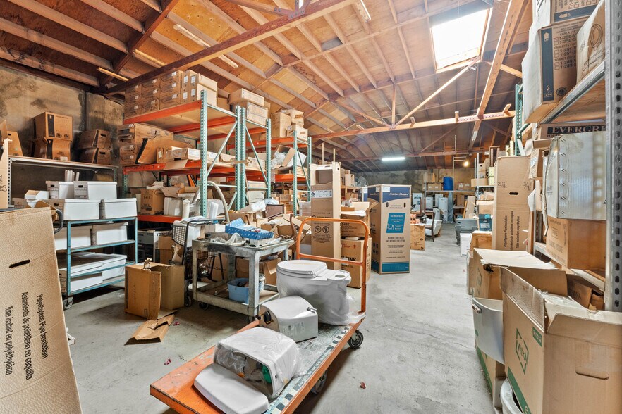 More Photos Of 1000 American St, San Carlos Warehouse For Sale
