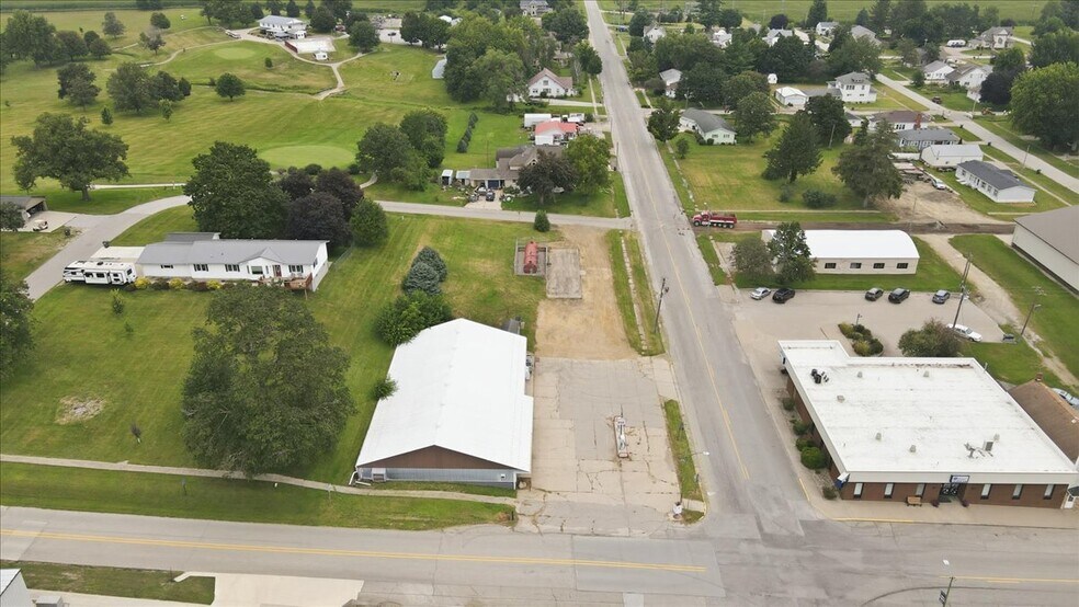 More Photos Of 407 Main St, Union Freestanding For Sale
